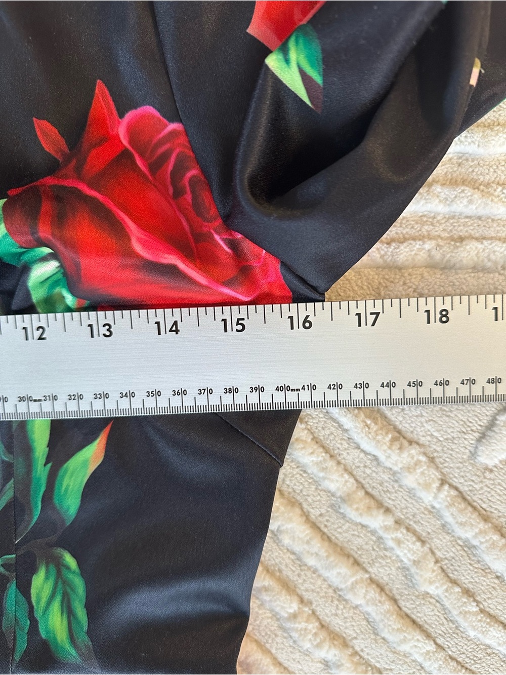 Black Sheath Dress Red Rose
Print Elegant Floral Midi - Designer Inspired - Picture 13 of 16